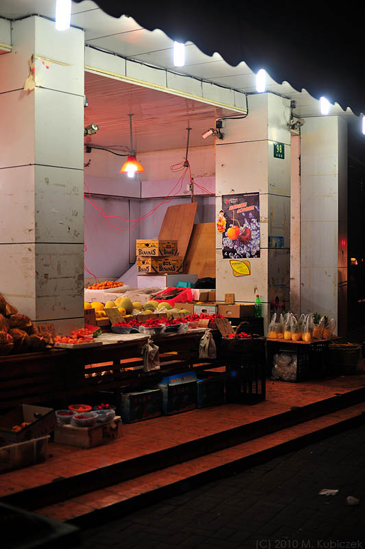 d7005 016.jpg