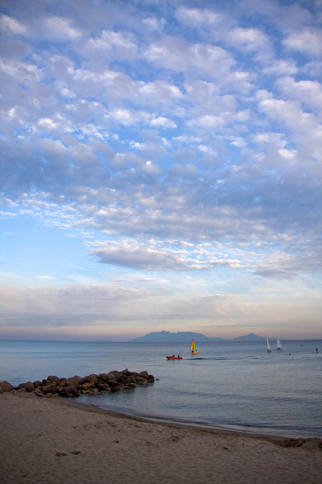 29 October - Sky over the beach