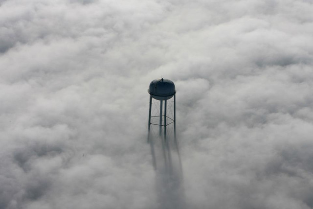 Water-rising-above-O.jpg