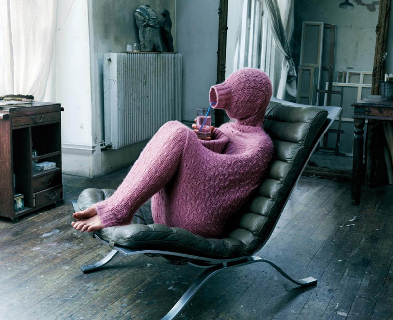 Person-in-pink-with-a-drink-O.jpg
