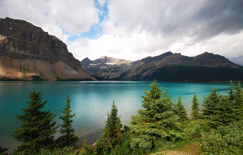 Water meets Mountain