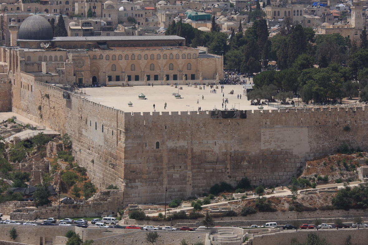 Al Aquasa Mosque / Jerusalem