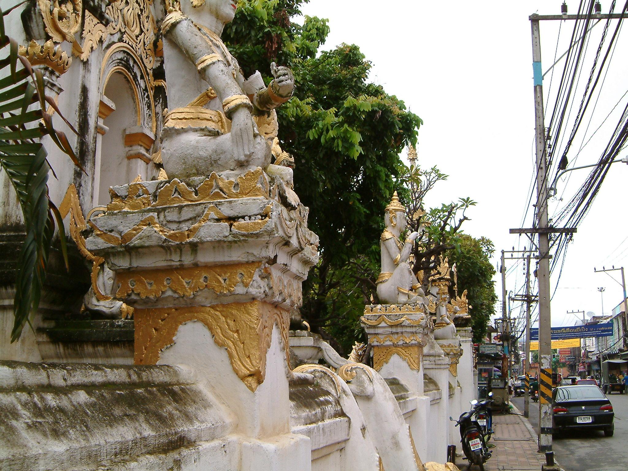 Wat Buppharam 028.JPG