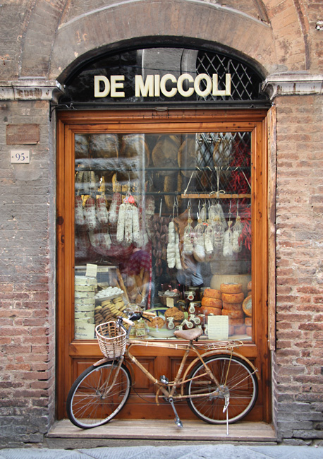 Pizzicheria de Miccoli, via Di Citt, Siena