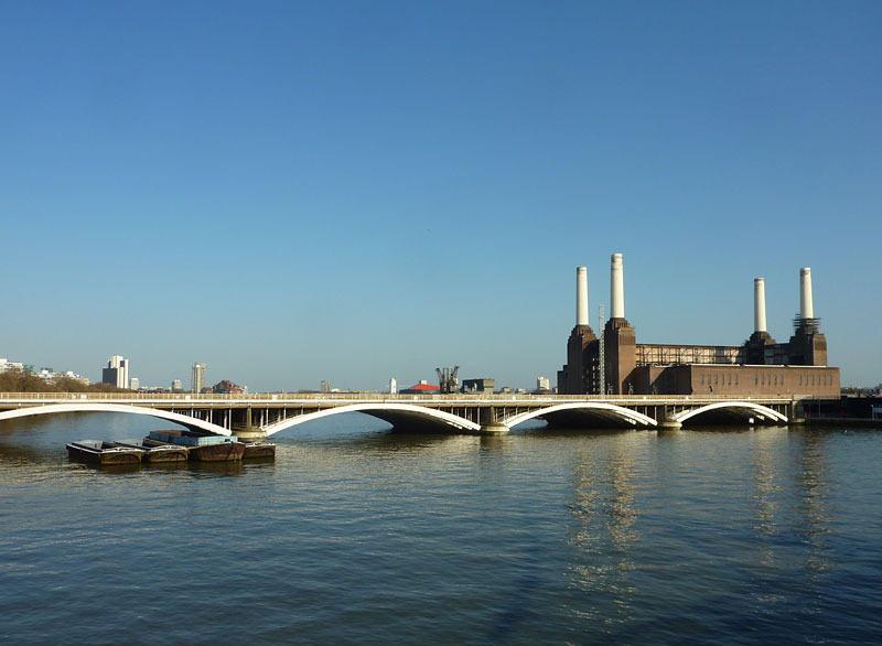 Battersea Power Station from Chelsea Bridge