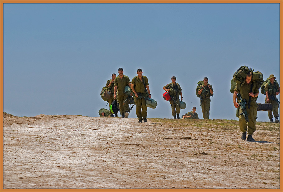 Israeli soldiers on a drill