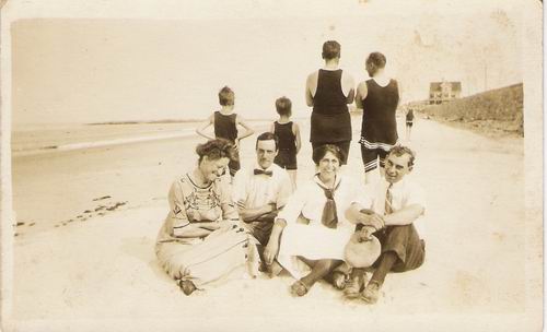 Brant Rock - Bathers at Hewitts Point - Early 1900s? Wooden Seawall?