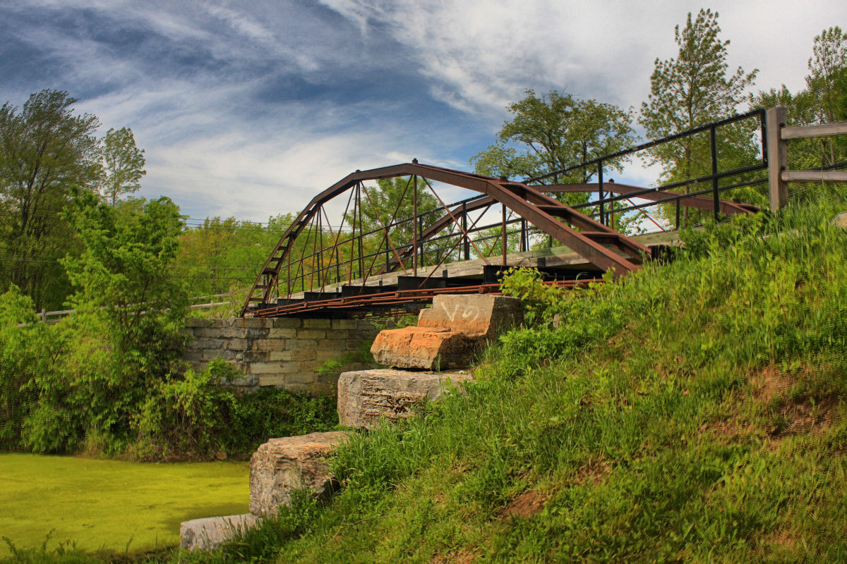 Wipple Truss in HDR<BR>May 17, 2009