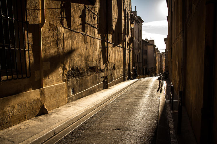 AIX AU SOLEIL COUCHANT