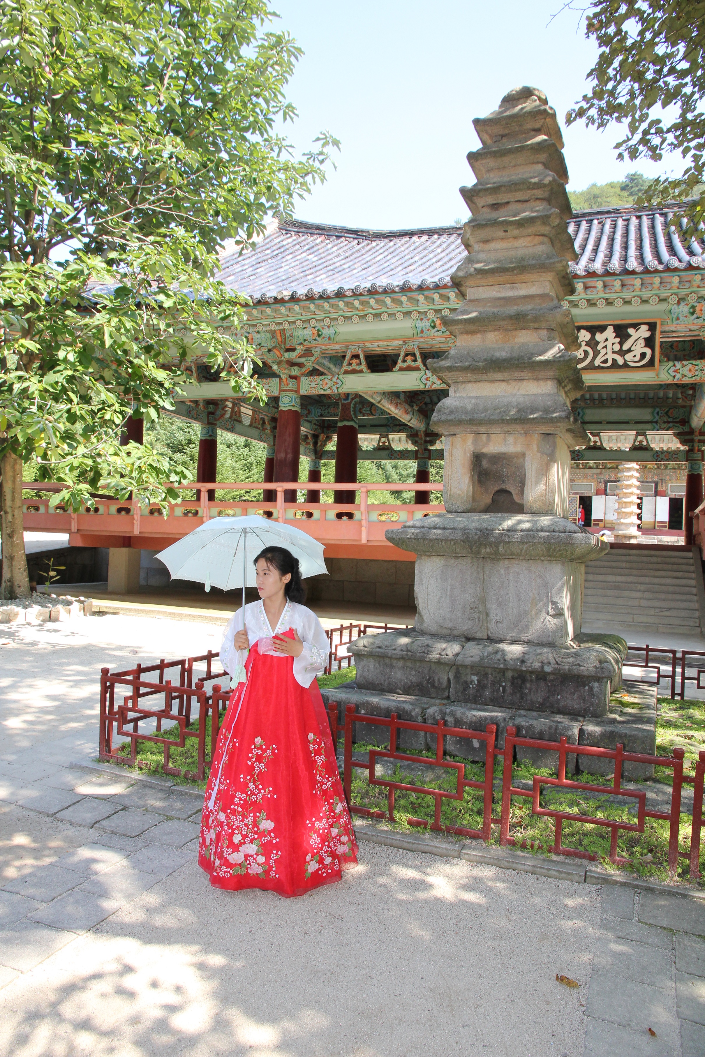 Pohyon temple