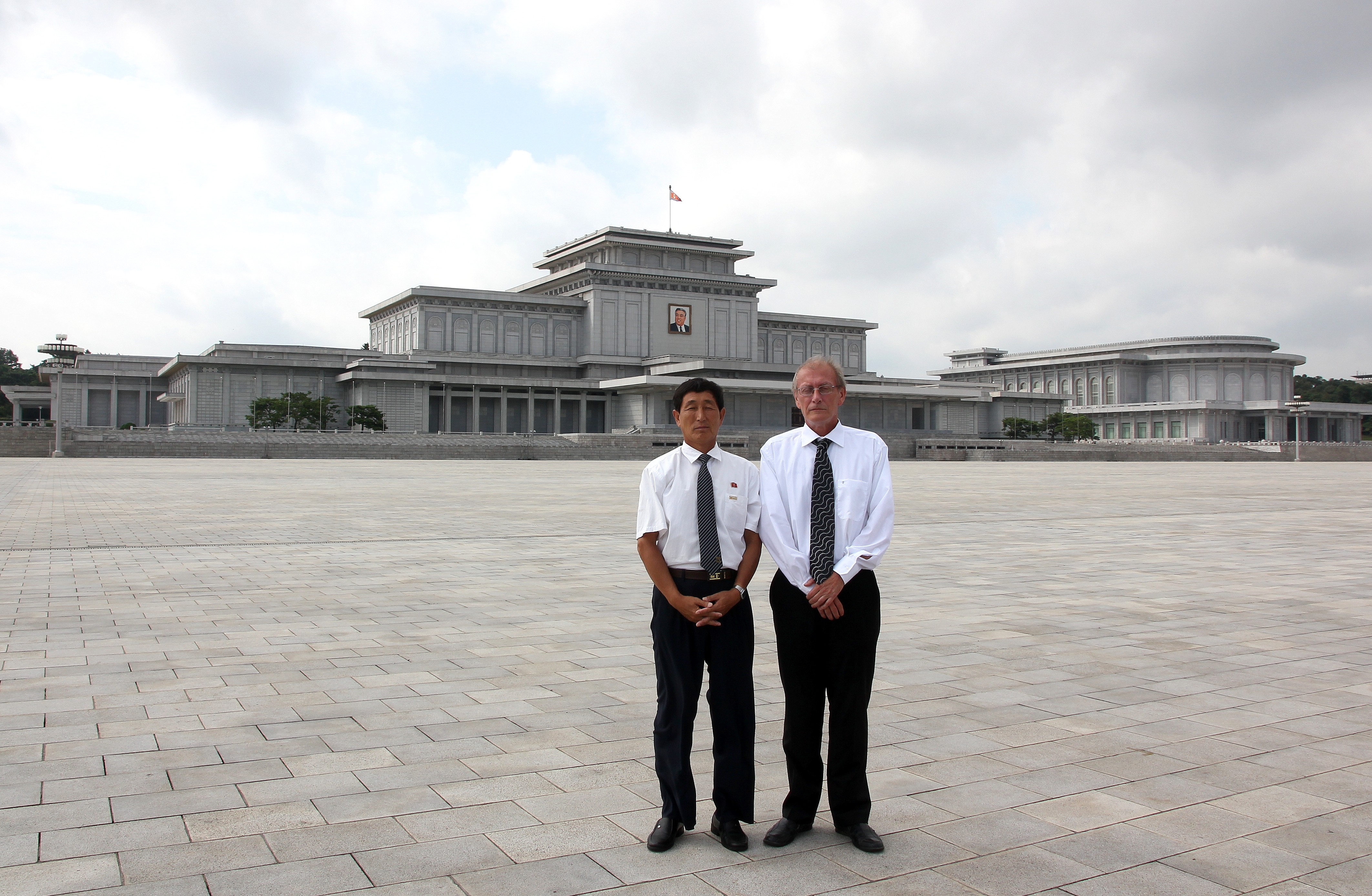  Kumsusan Memorial Palace (Kim Il Sungs mausoleum)