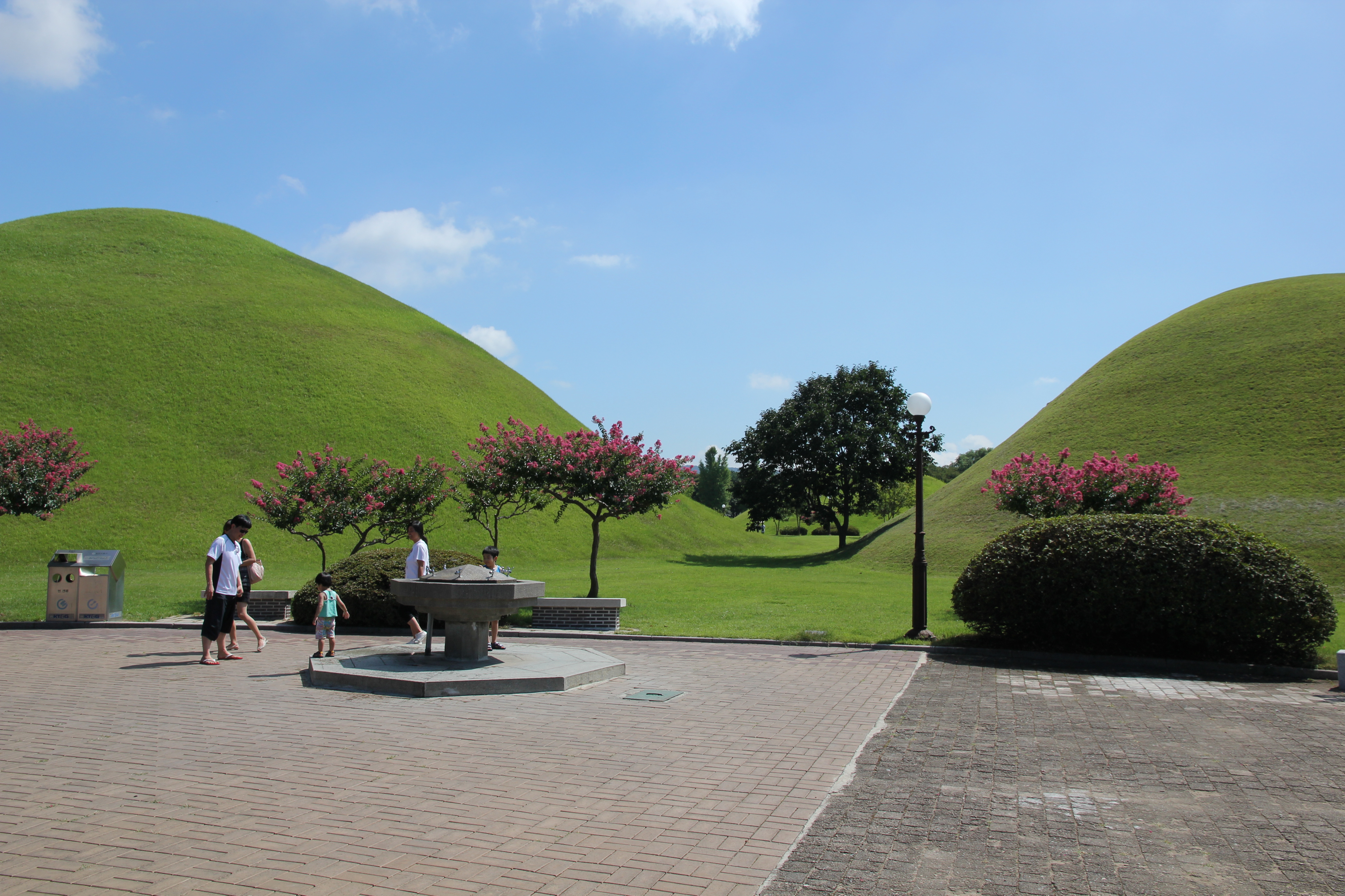 Tumuli Park