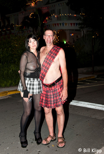 Captain Tonys, Party in Plaid  3