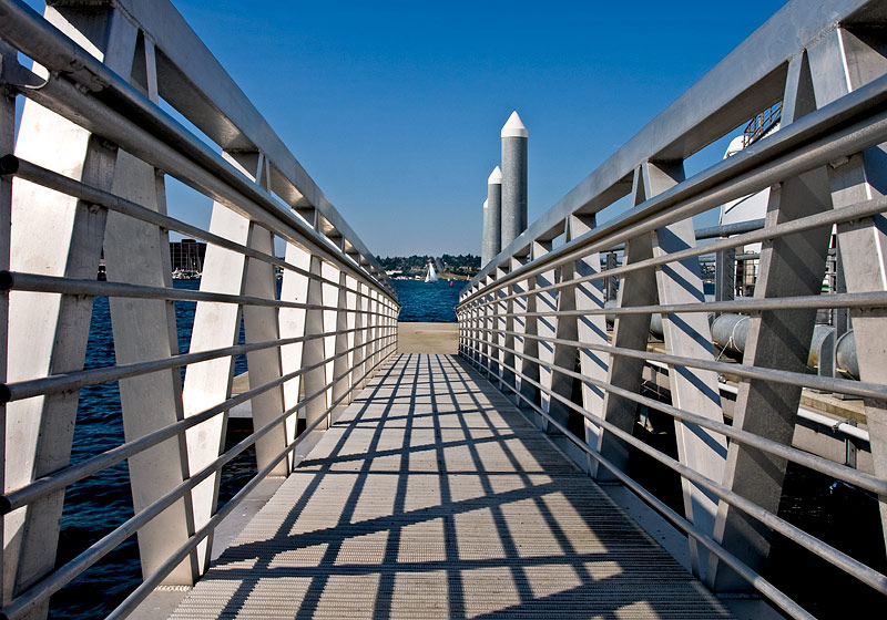 9th - Gangway by Brent