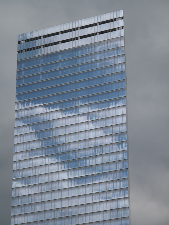 6th Place - Building & Sky - by tvsometime
