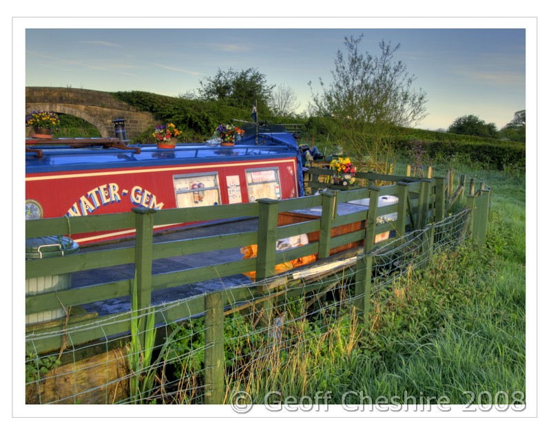 Water Gem at rest (HDR)