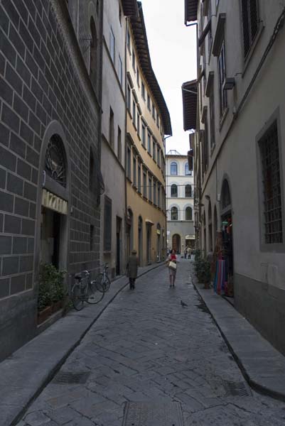 The narrow streets of Florence