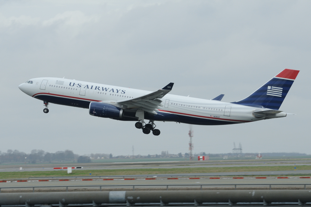 US Airways Airbus A330-200 N281AY