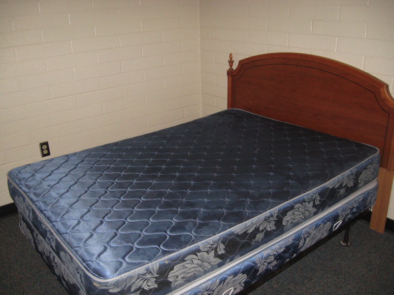 Dorm Apartment0009.JPG