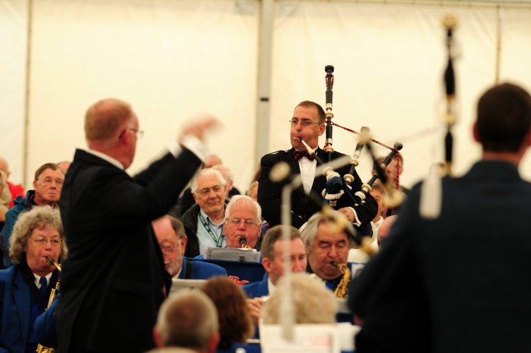  - 25th May 2008 - the pipers...