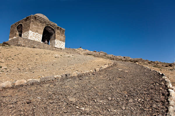 Niasar Chahar Taghi (Four Arches)