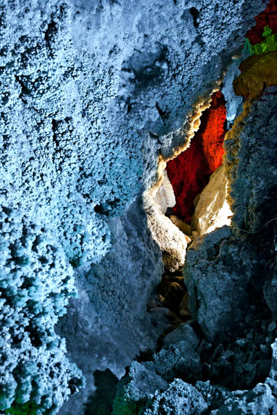 Chal Nakhjir Cave