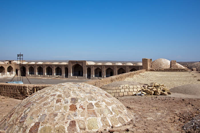 Deyr Gachin Caravansary