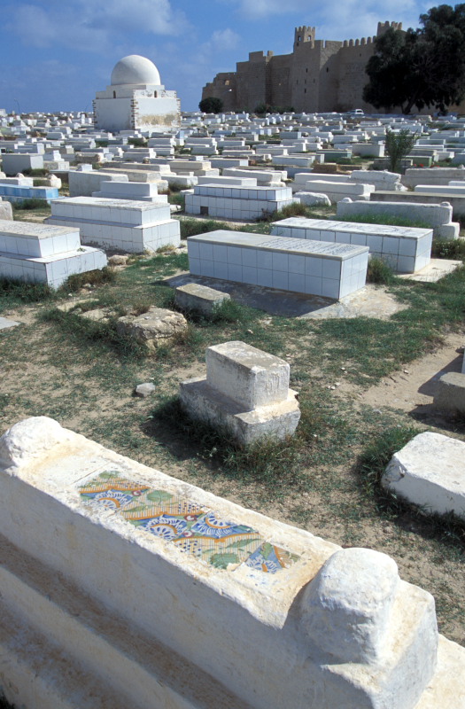Tun155c.JPG