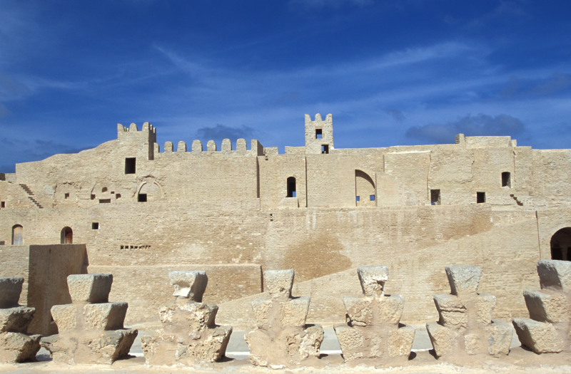 Tun151c.JPG