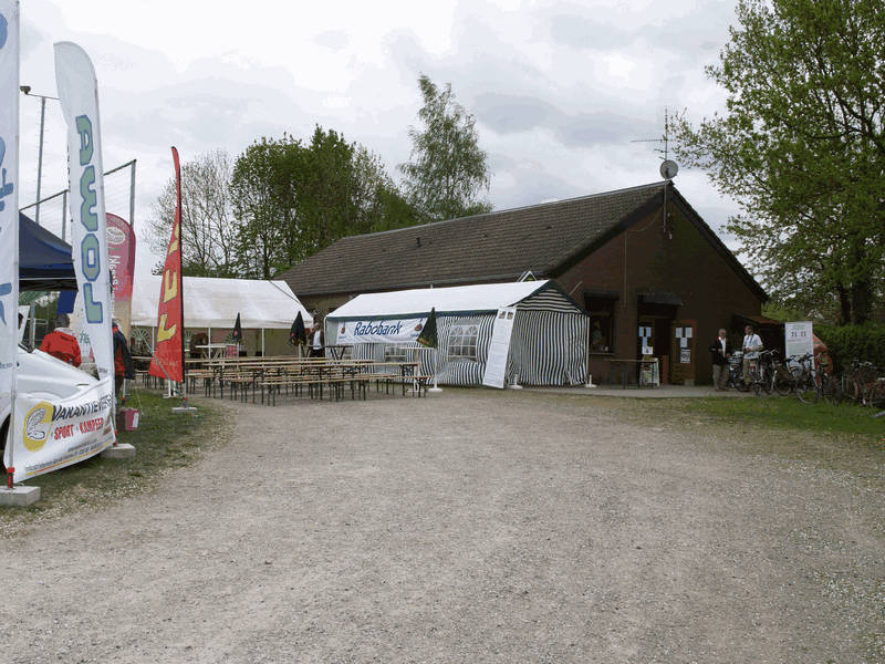 De start in de voetbalkantine.