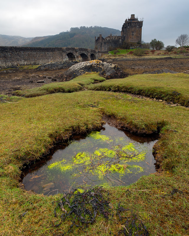 Eilean Dornan Castle