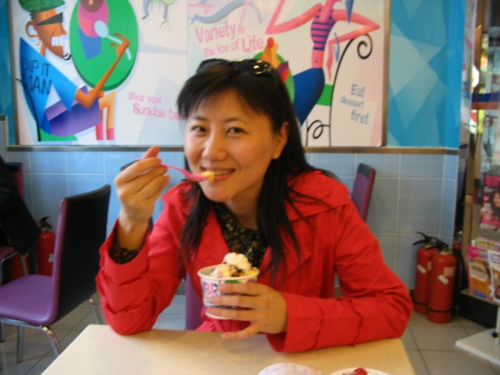 icecreamtasting1.JPG