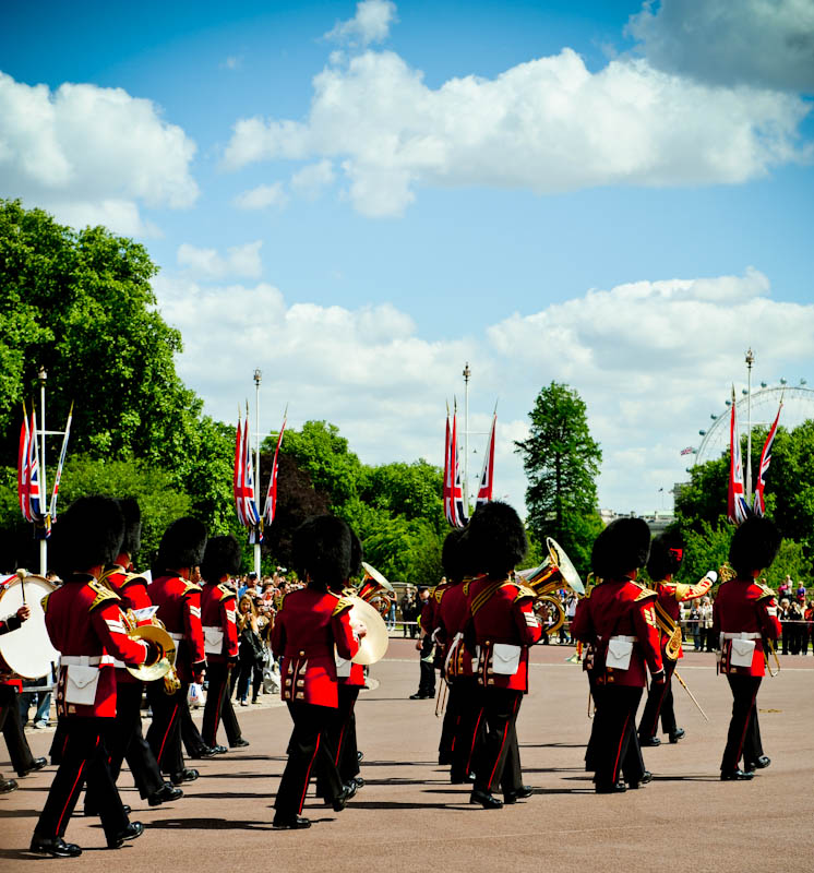 Theyr'e changing the Guard at Buckingham Palace