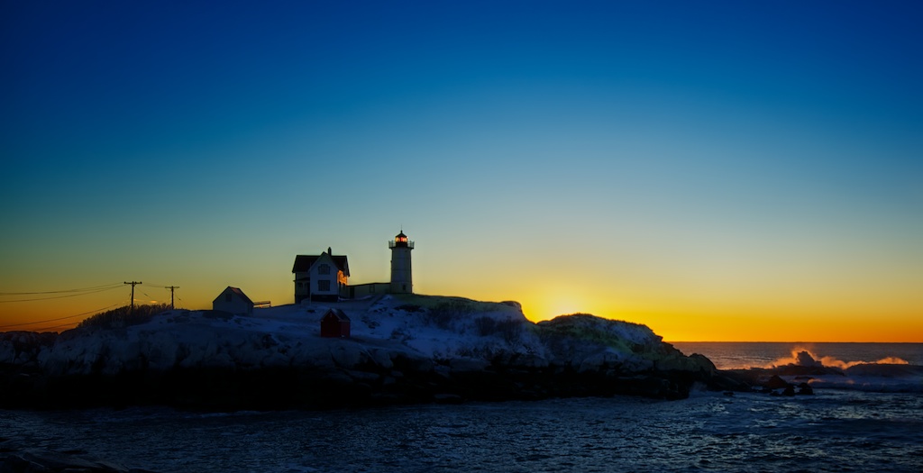 Nubble light at sunrise.