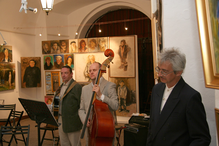 Open Trio