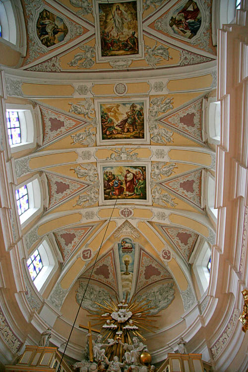 Vault