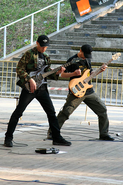 These Guitarists - like the letter M