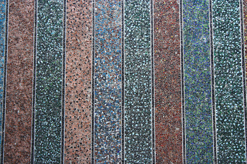 Random colors of the wall