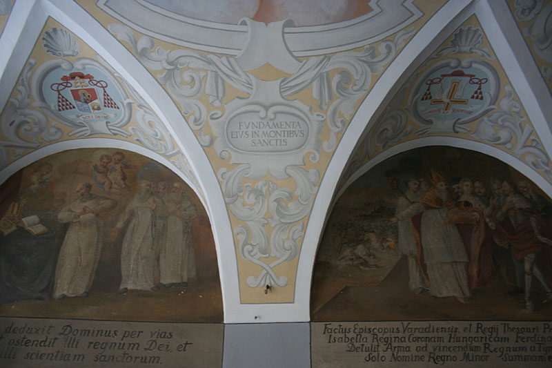 Paints on Vaults
