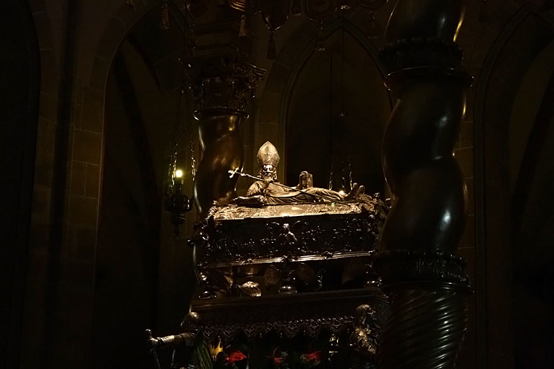 Silver relic coffin of St. Wojciech in the Cathedral