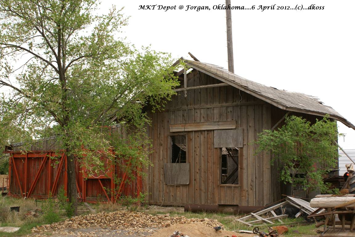 Ex- MKT Forgan OK depot_001.jpg