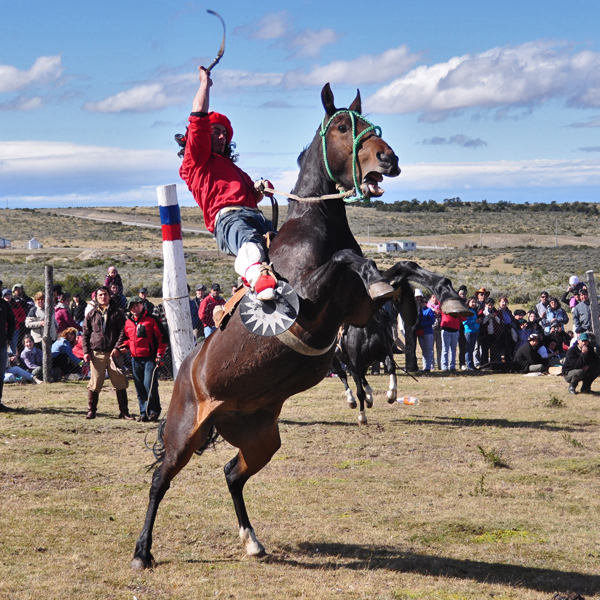 Jineteada en Villa Tehuelches, Punta Arenas, Chile