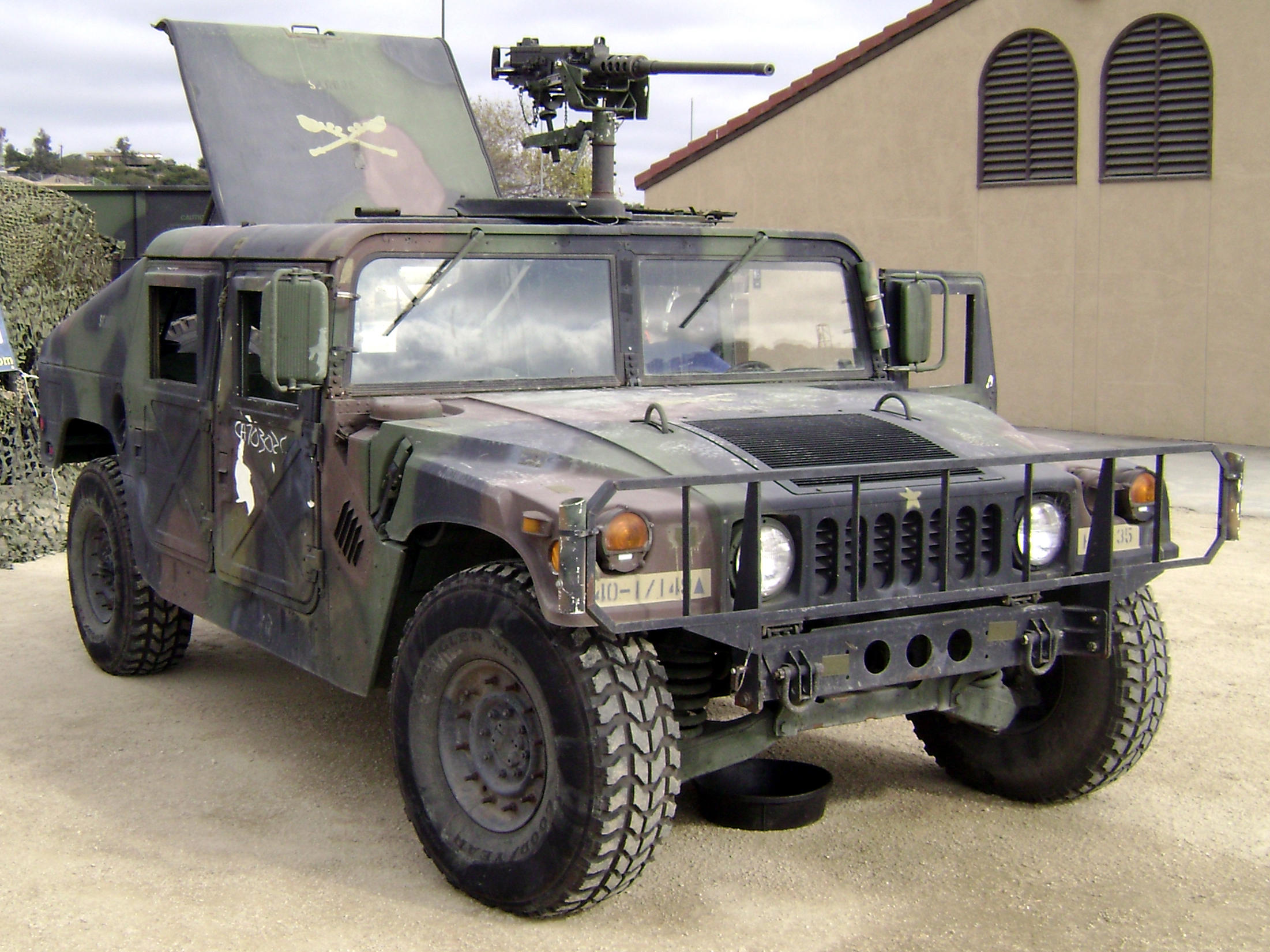 Hummer with machine gun
