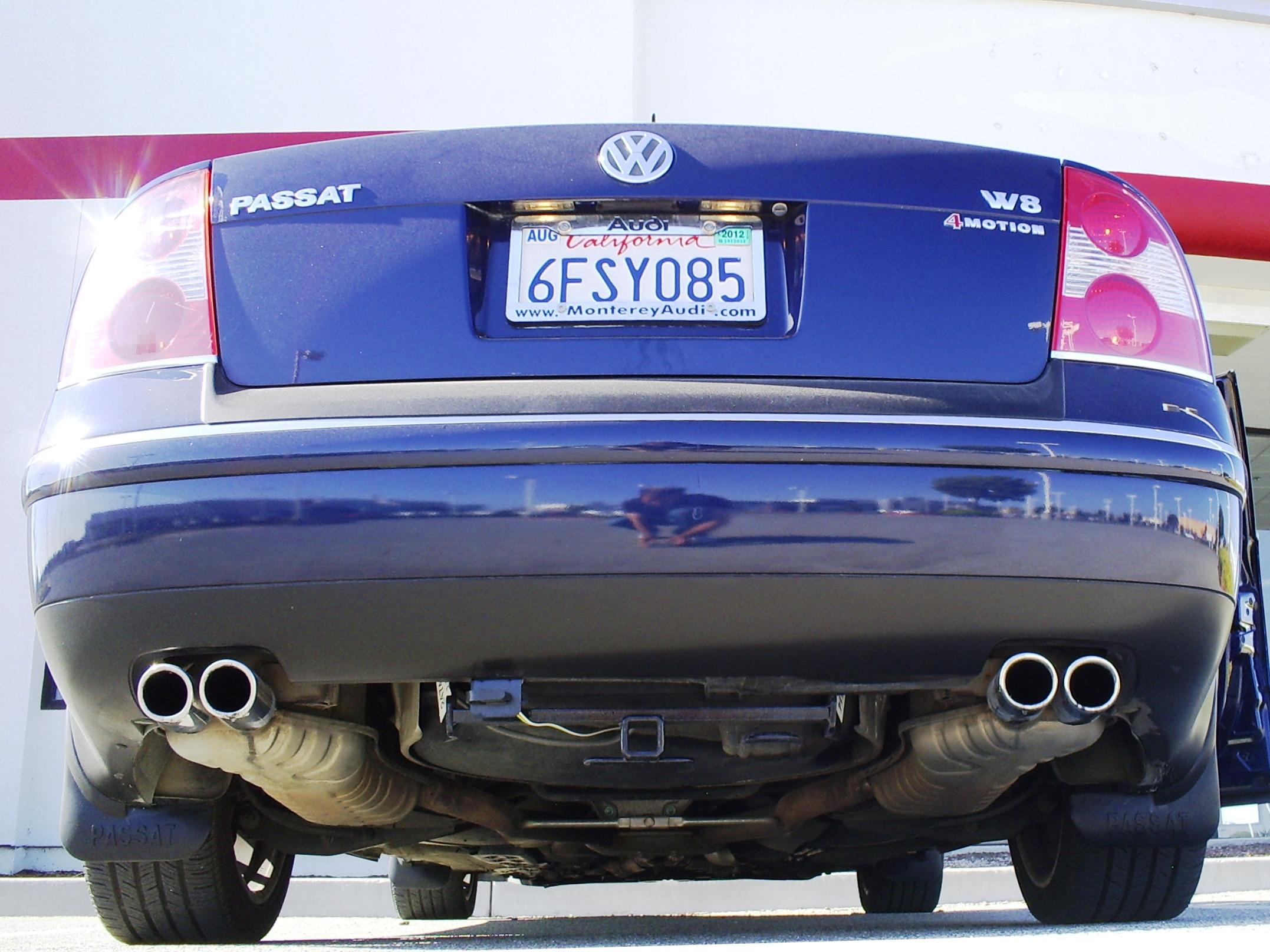 VW Passat W8 4Motion 6MT with never used Dalan trailer hitch