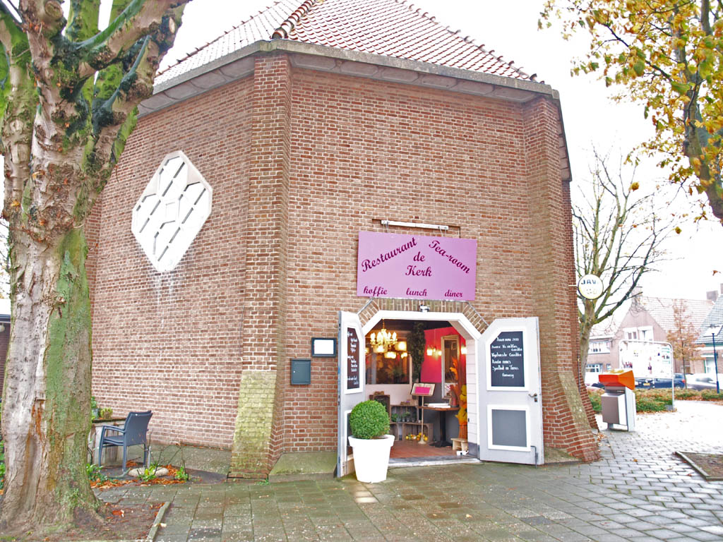 Zuidzande, NH kerk nu restaurant 11, 2008