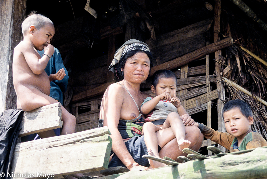 Laos (Luang Namtha) - Akha Family Scene