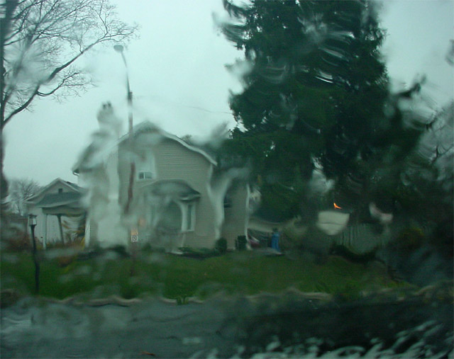 09112005.jpg