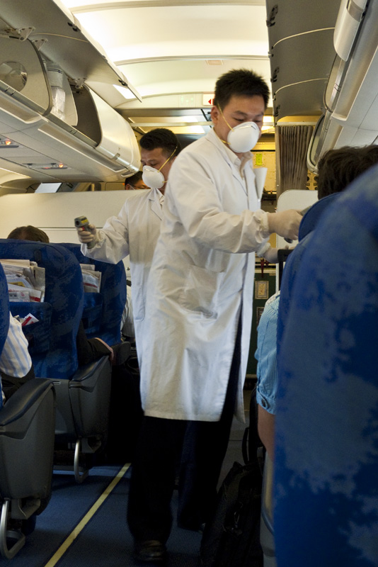 Hangzhou 杭州 - post landing temperature scan due to H1N1 scare