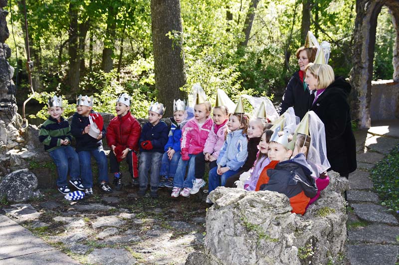 Group 3.jpg