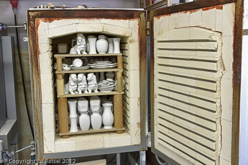 Delft factory kiln display